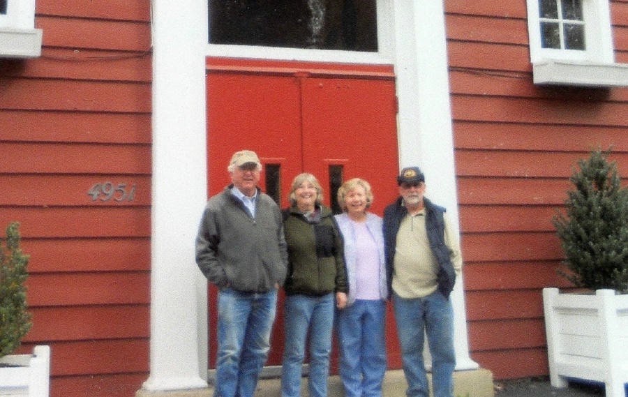 Bobby, Margie, Lainie, Pauly on the steps of Trevose School